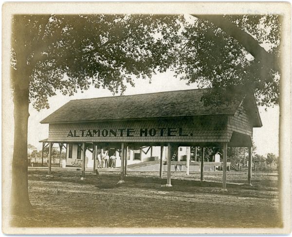 Altamonte Hotel tram shed at the Atlantic Coast Line Railroad station in Altamonte Springs.