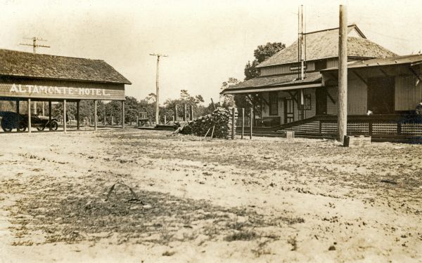 Altamonte Hotel tram shed at the Atlantic Coast Line Railroad station in Altamonte Springs.