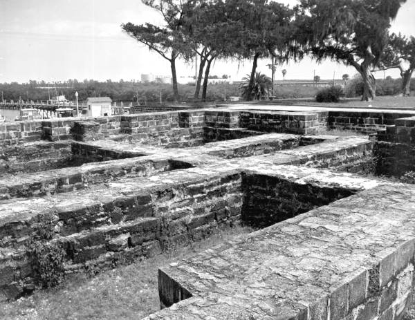 Ruins of a warehouse on what was once the New Smyrna plantation of Andrew Turnbull (1953).