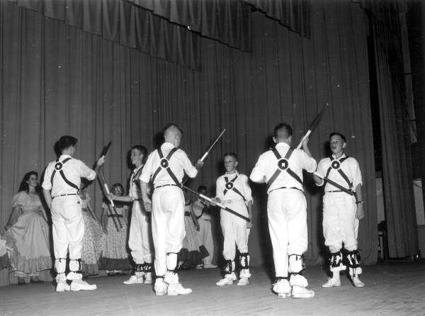 7th and 8th grade Parris Island Promenaders, early English Country dancers.