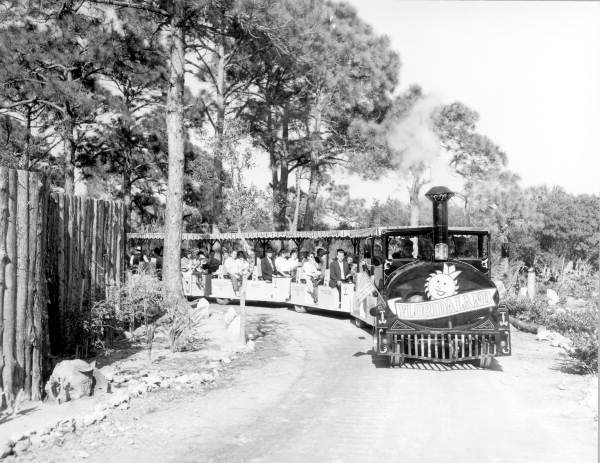 Floridaland's tour train (1965).