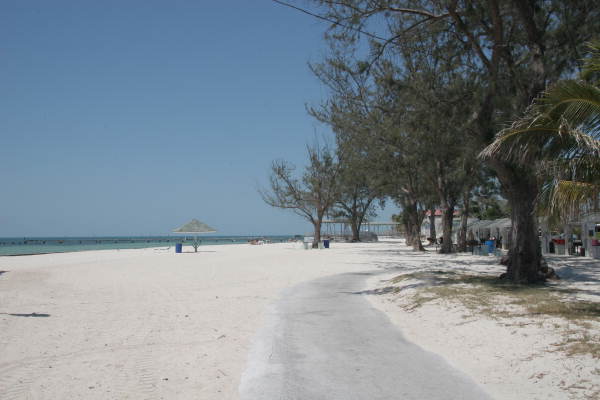 A view of Higgs Beach in Key West (May 5, 2006).