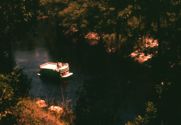 "Belle of Suwannee" on the Suwannee River at the Stephen Foster Folk Culture Center State Park in White Springs.
