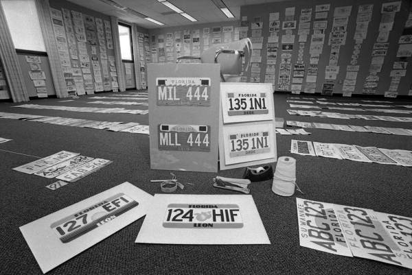 Florida license plate drawing competition entries ready for evaluation, September 25, 1985. Photograph by Deborah Thomas.