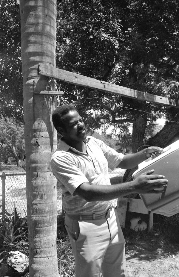 James Watson, street singer Tom Walton's apprentice - Saint Petersburg, Florida.
