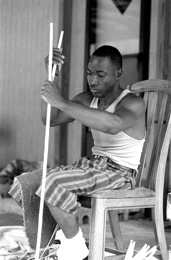 Alphonso Jennings working on a white oak basket - Lamont, Florida
