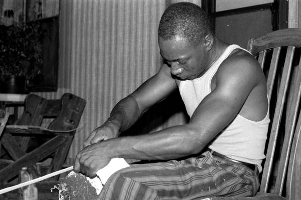 Alphonso Jennings working on a white oak basket - Lamont, Florida
