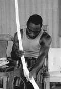 Alphonso Jennings splitting white oak into strips to make a basket - Lamont, Florida