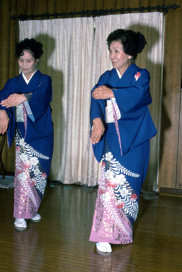 Kazuko Law, right, and apprentice Ofuyu Forrest performing a traditional Japanese dance - Gulf Breeze, Florida