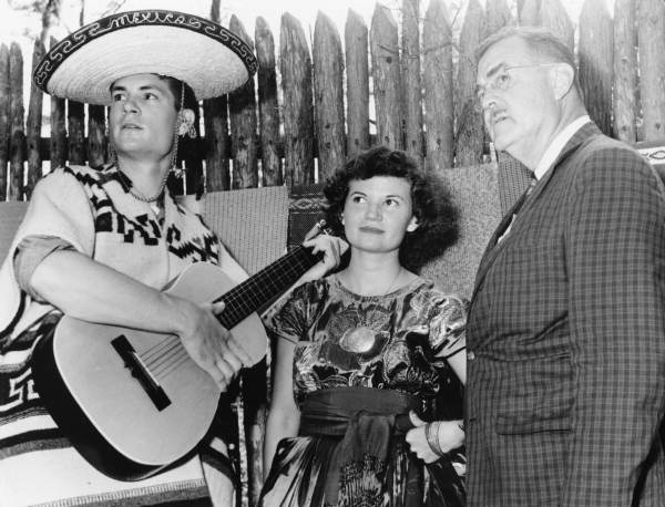 Dr. Edwin Kirkland with students Marjorie Hendricks and Douglas Duerlloo at the 1961 Florida Folk Festival - White Springs, Florida