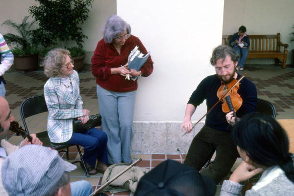 James Kelly leading Irish fiddling workshop at the Traditions Festival - Miami, Florida.