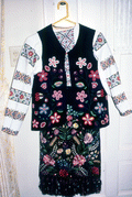 Embroidered outfit - Miami, Florida