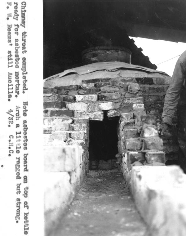 Chimney throat of still