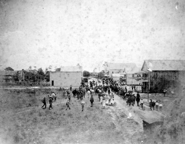 A street scene from downtown Wauchula, taken from the 1974 location of the Masonic Hall (photo circa 1905).