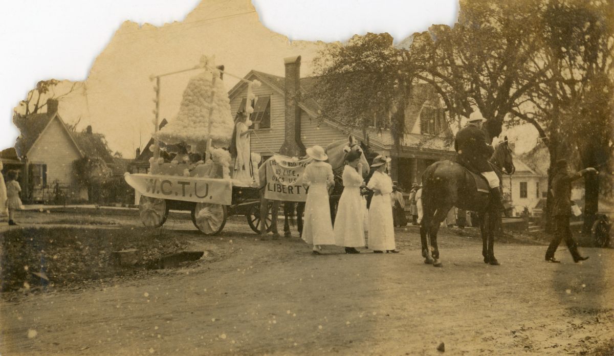 View of a W.C.T.U. parade in Tallahassee, Florida.