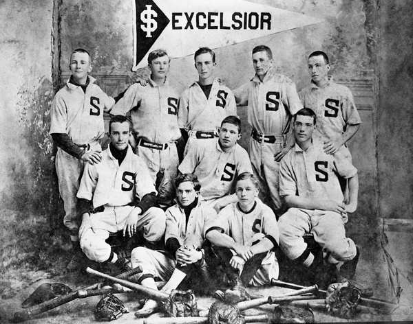 The Summerlin Institute's 1909 baseball team. James Van Fleet is pictured in the middle row on the far right.