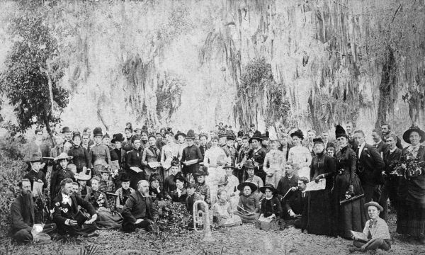 A chautauqua chorus - Mt. Dora (1889).