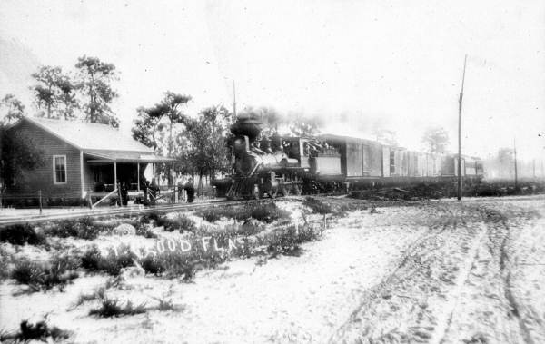Atlantic Coast Line engine number 5 at Saint Cloud.