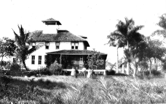 The Hotel Bolles, the first two-story building in the Everglades. It was built by Richard Bolles to house prospective buyers of Everglades land during the 