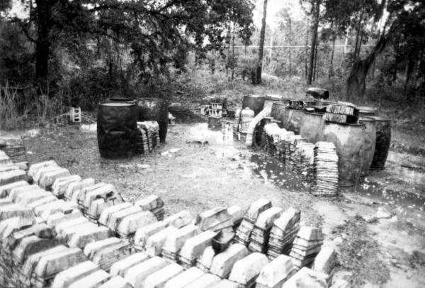 Stand at railroad siding north of Woodville