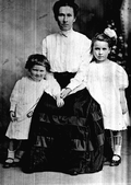 Cora Register with two of her children - Woodville, Florida