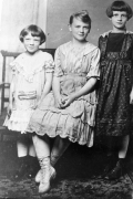 A few daughters of Dr. Chandler Holmes Smith II and Marie Vann Dial Smith