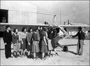FSCW students in civil aeronautics class: Tallahassee, Florida (1940)