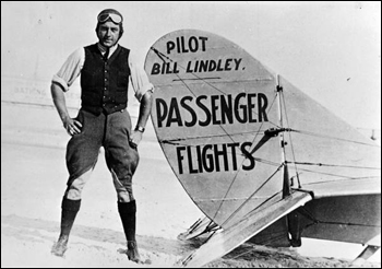 Pilot Bill Lindley with his airplane (1921)