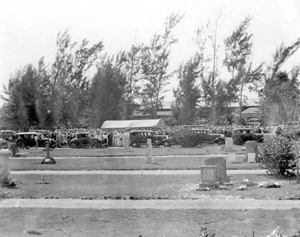 Burial of victims of the 1928 hurricane: West Palm Beach, Florida