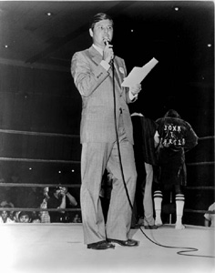 State Senator Bob Graham during workday as a ring announcer at the Tampa Convention Center: Tampa, Florida (1978)