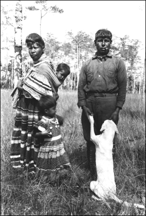 Seminole Josie Billie with family and dog (1921)