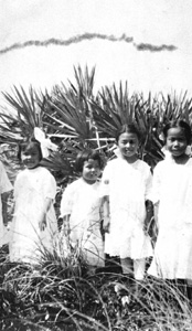 Four children from Yamato, Florida (ca. 1917)