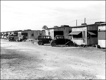 Houses for migrant workers: Belle Glade, Florida (1939)