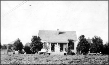 House for servants at Welaunee Plantation: Leon County, Florida (ca. 1923)