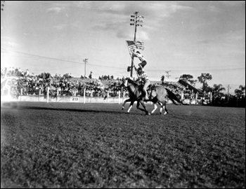 Nemo family performs a Russian cossack act: Lakeland, Florida (1950)