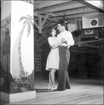 Al and Roey Stickles dancing at the trailer park: Sarasota, Florida (1946) 