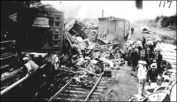 Barnes Circus train wreck (19__)