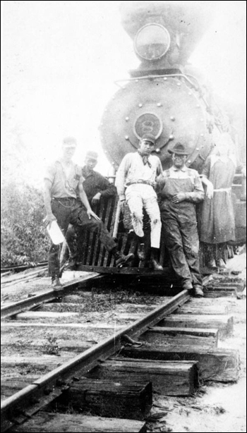 Gulf, Florida, and Alabama Railroad Company engine number 8 (ca. 1920)