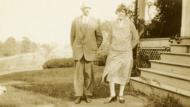 James and Evelyn Bubbett ca 1909-1924