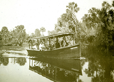Koreshans aboard the </em>Victoria<em>, ca. 1910