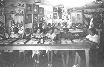 Art class at Bethune-Cookman College (1940s)