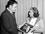 Governor Claude Kirk presenting award to Marjorie Carr