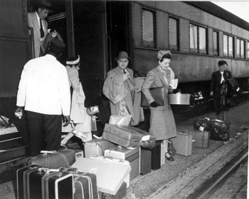 Mr. and Mrs. W.S. Marshall arrive for the conference: Palm Beach, Florida (1948)