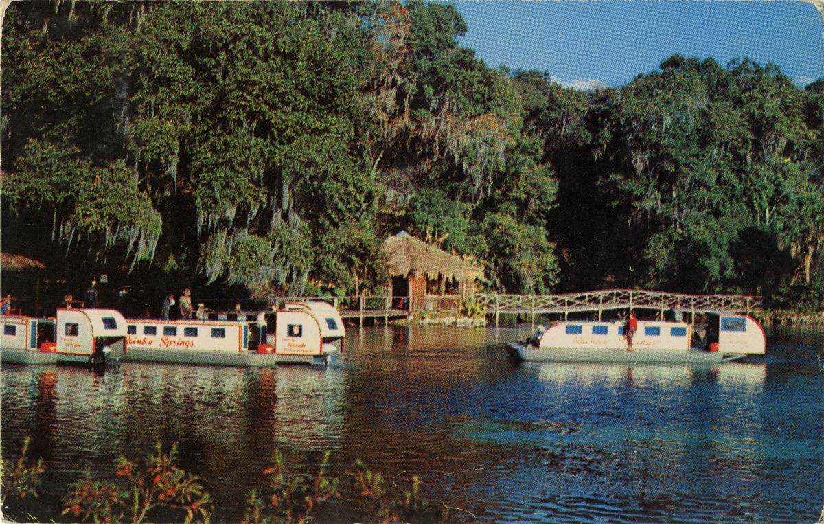 Postcard showing the fleet of submarine boats at Rainbow Springs (ca. 1960).