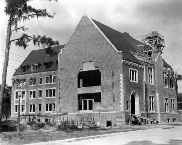 Construction of student union at the University of Florida (1935)