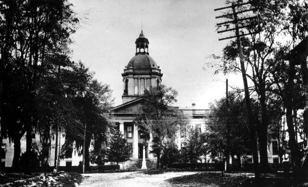 View of the west front of the Old Capitol after 1902 - Tallahassee, Florida