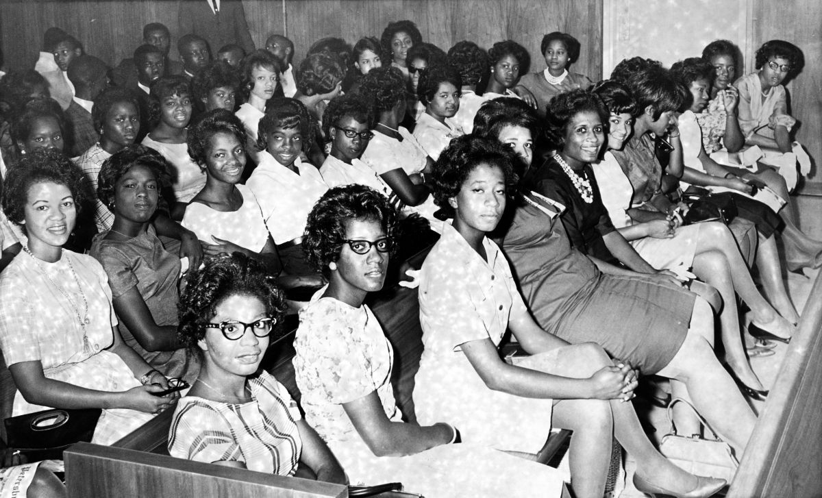 African American students in Tallahassee circuit courtroom.