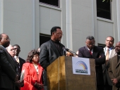 Jesse Jackson speaking at the capitol during the 2000 presidential election vote dispute.