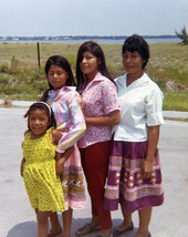 Portrait of Susie Billie with her daughters.