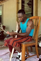 Alphonso Jennings making a white oak basket - Lamont, Florida